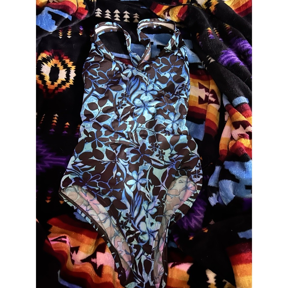 Speedo Womens One Piece Swimsuit Size 6‎ Blue Brown Floral Halter Keyhole Back